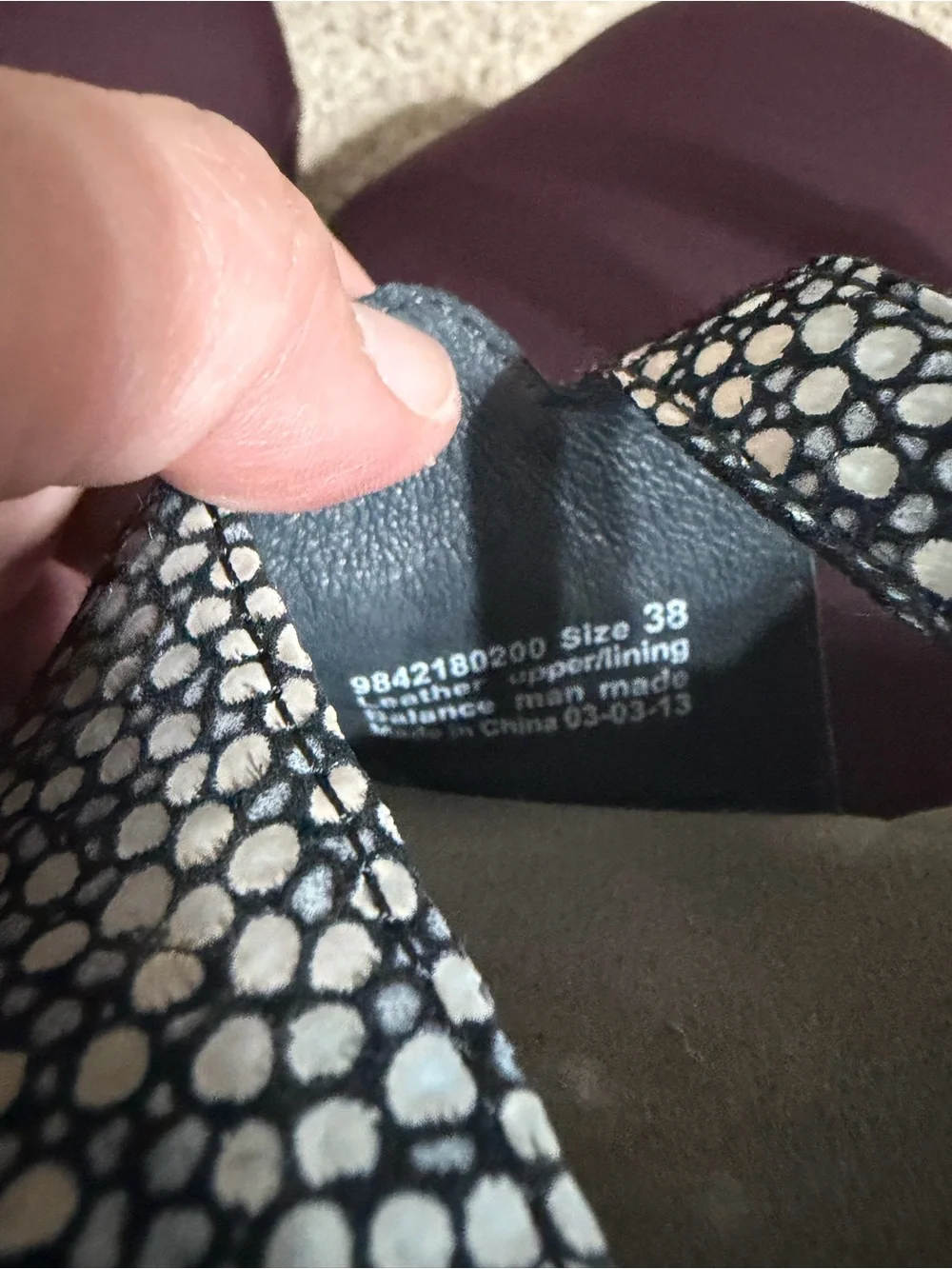 Dansko Sandi Shagreen Black Speckled Leather Wedge Sandals Size 38 Comfort Shoes